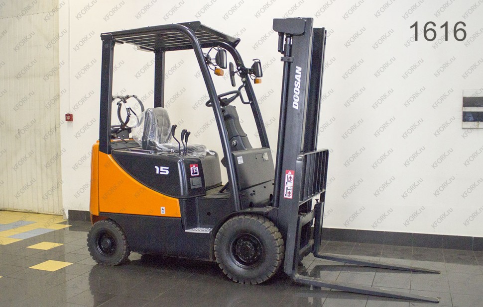 Газ-Бензиновый автопогрузчик Doosan 1616 Б/У